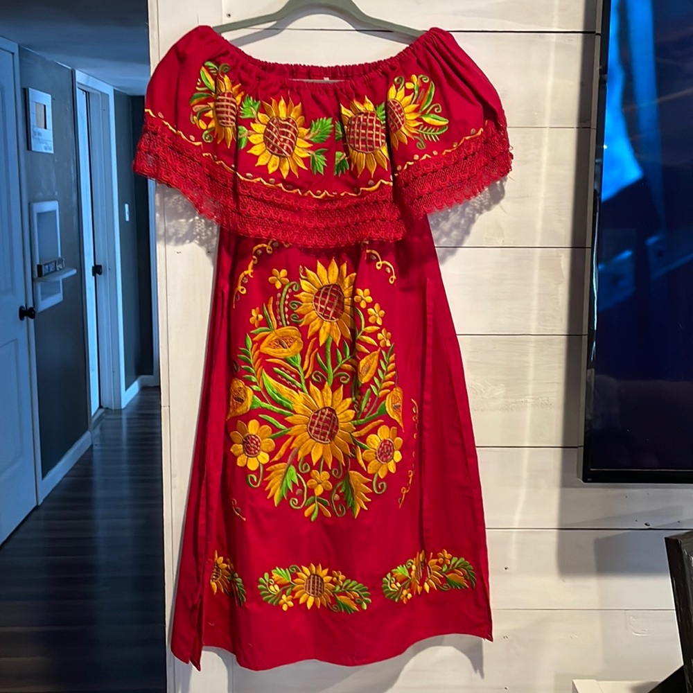 Hispanic Hand made Embroidery dress